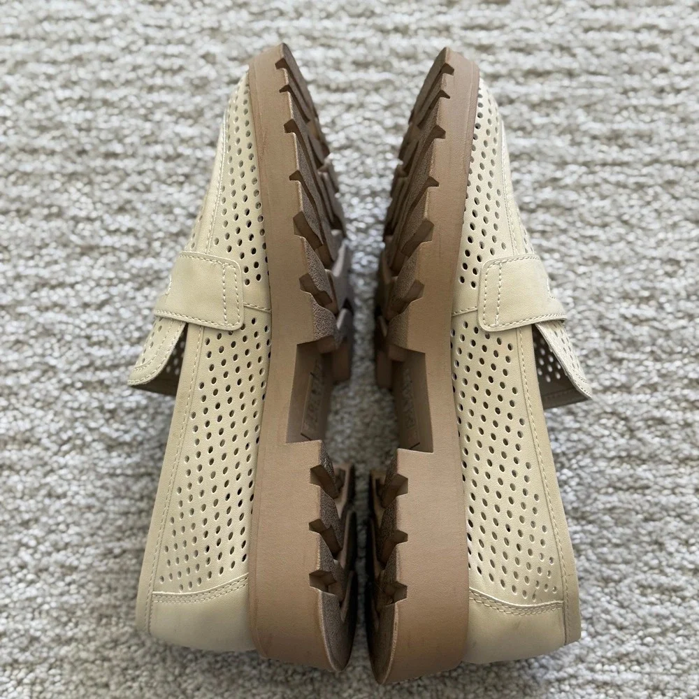 Dolce‎ Vita Ersula Perforated Loafer SLIP ON Beige Women 9 FAUX LEATHER CHUNKY